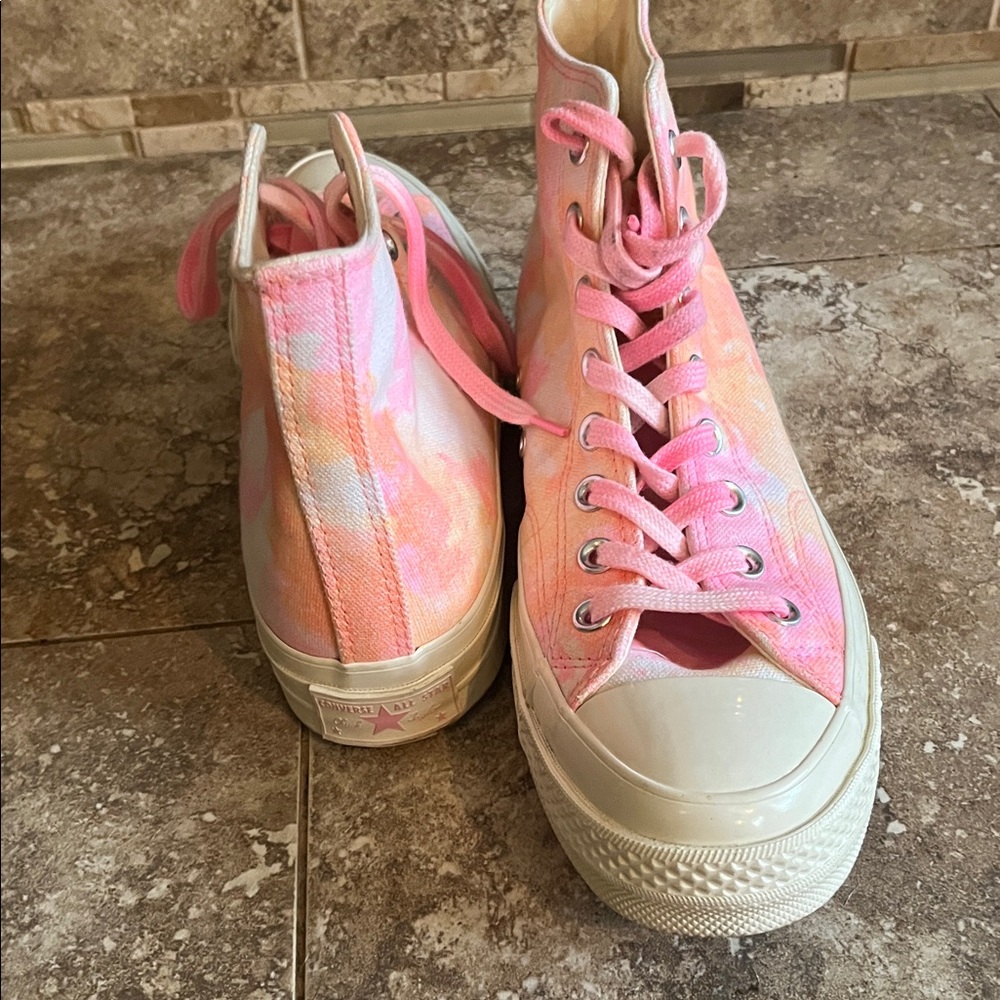 Converse Chuck 70 Pastel Tie-Dye High Tops - Picture 5 of 7